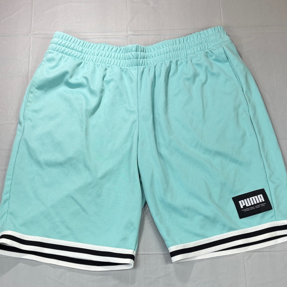 PUMA SHORTS